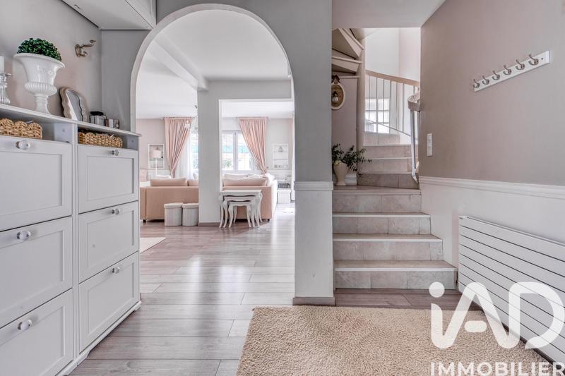 Maison - 160 m² - 7 pièces