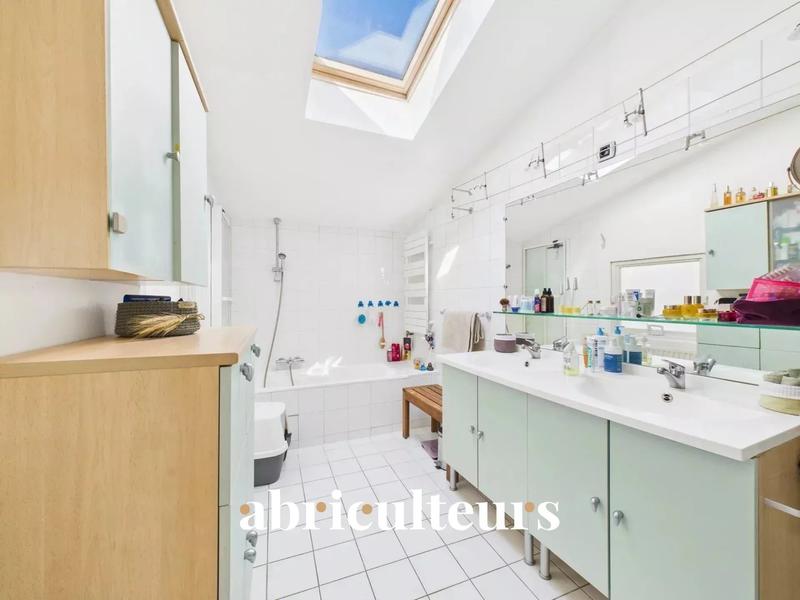 Maison - 132 m² - 6 pièces