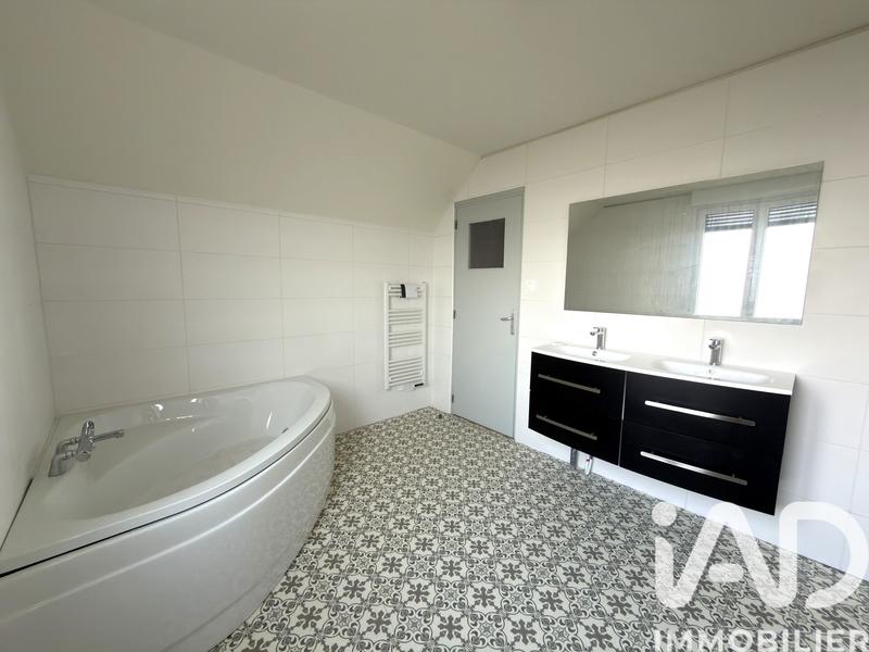 Maison - 124 m² - 5 pièces