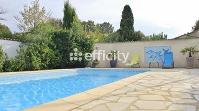 Maison - 137 m² - 6 pièces