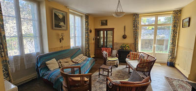 Maison - 151 m² - 6 pièces