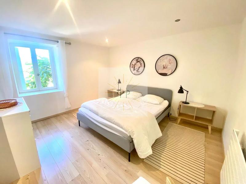 Maison - 175 m² - 6 pièces