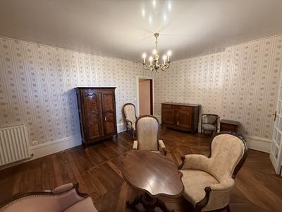 Appartement - 129 m² - 5 pièces