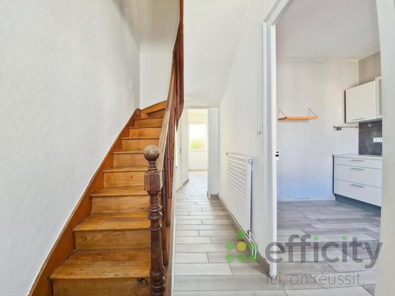 Maison - 110 m² - 6 pièces