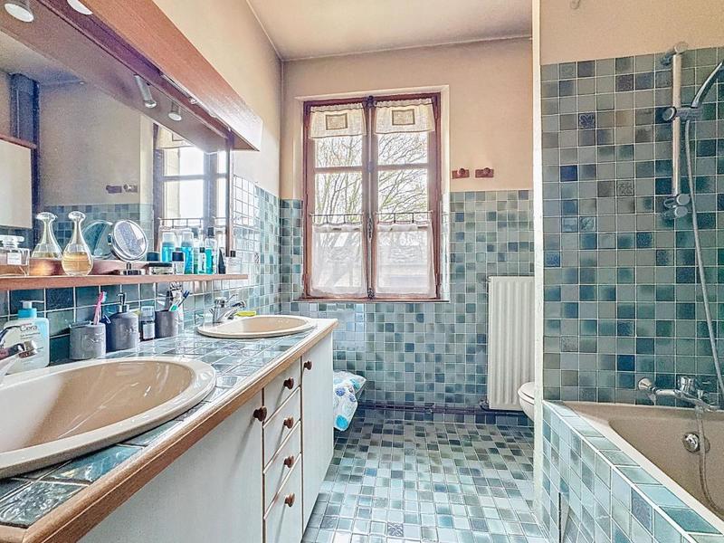 Maison - 187 m² - 6 pièces