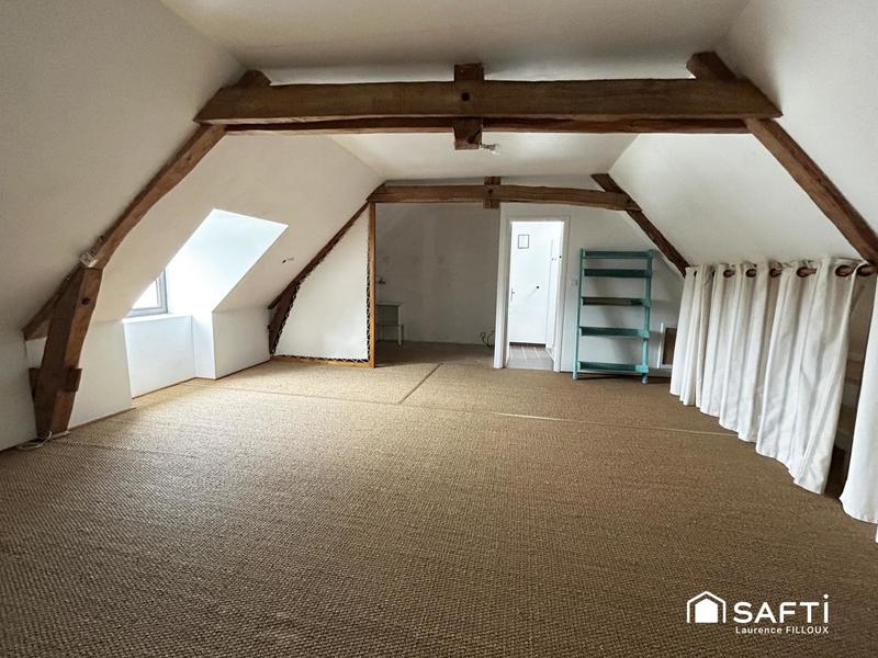 Maison - 280 m² - 11 pièces