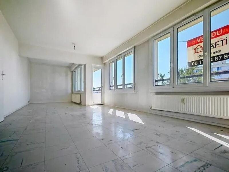 Appartement - 98 m² - 4 pièces