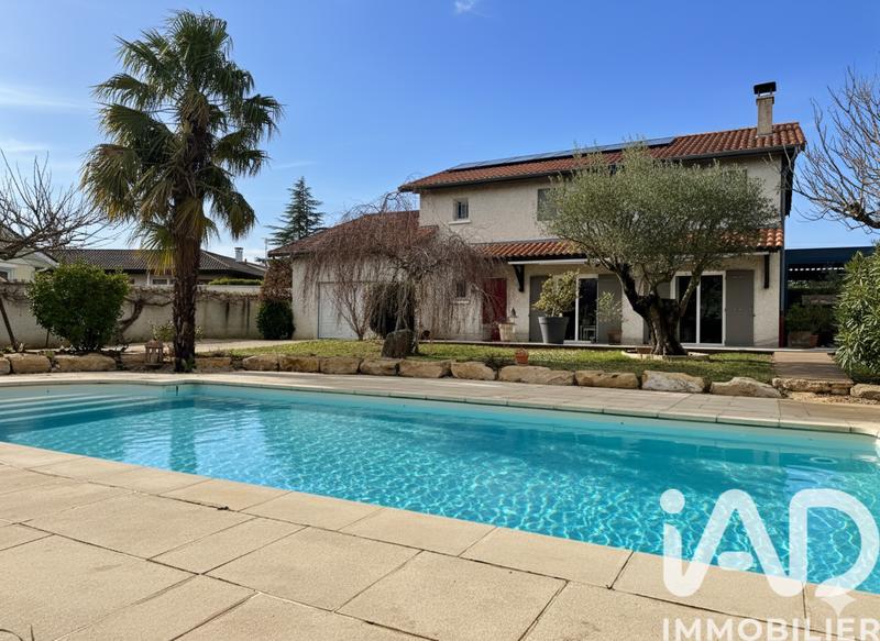 Maison - 153 m² - 5 pièces