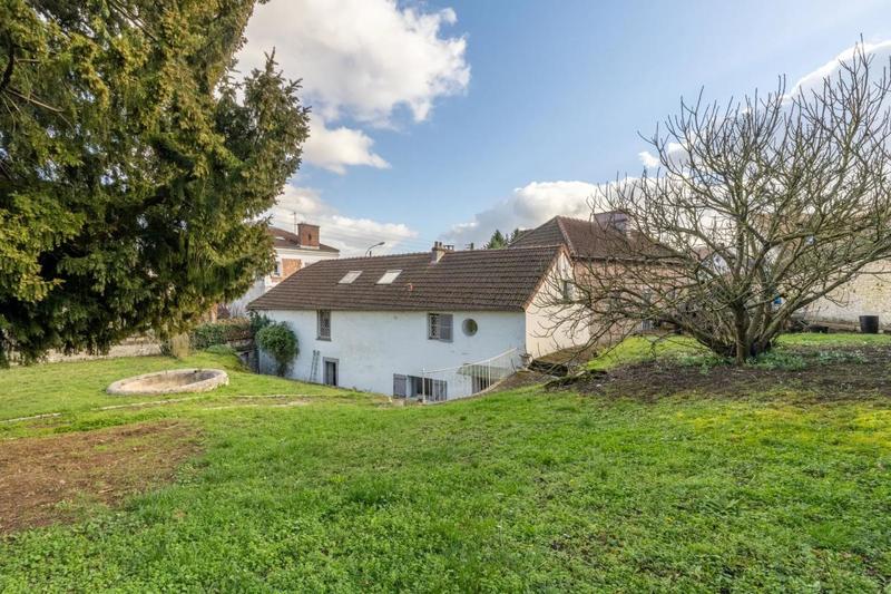 Maison - 187 m² - 6 pièces