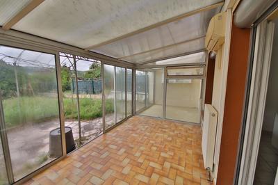 Maison - 90 m² - 6 pièces