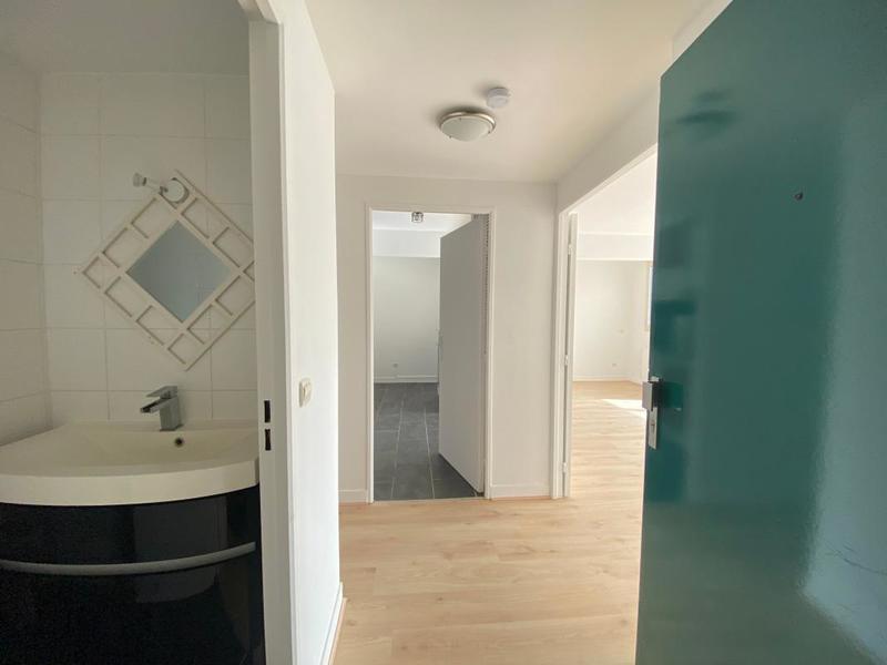 Appartement - 60 m² - 2 pièces