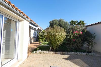 Maison traditionnelle - 140 m² - 6 pièces