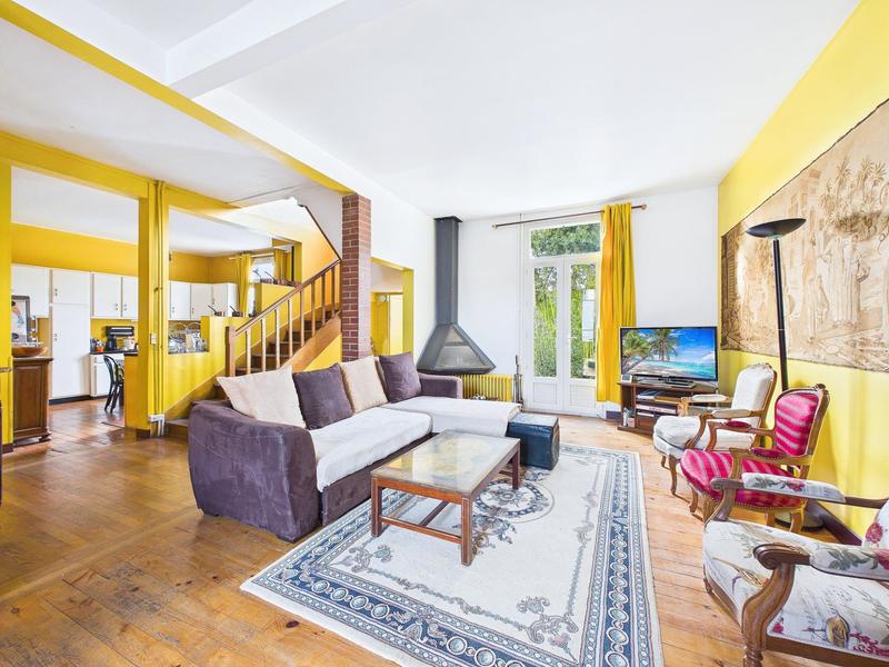 Maison - 148 m² - 7 pièces