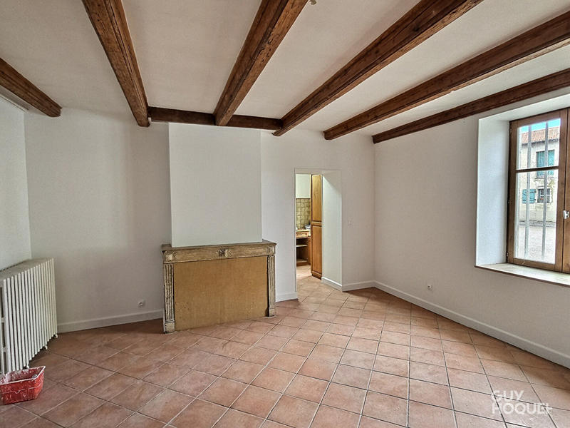 Maison - 202 m² - 8 pièces