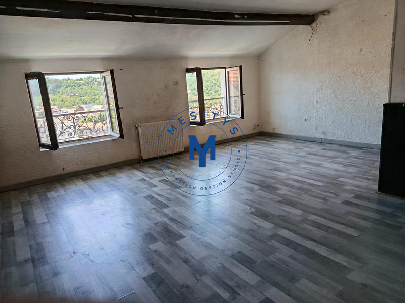 Appartement - 84 m² - 4 pièces