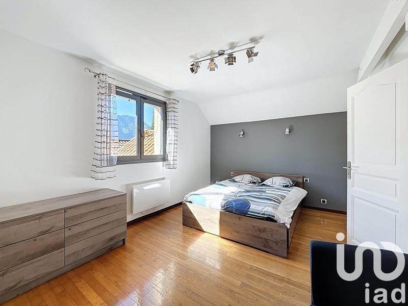 Maison - 158 m² - 5 pièces