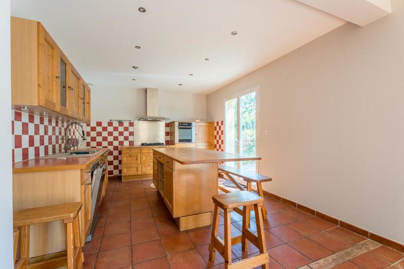 Maison - 135 m² - 6 pièces