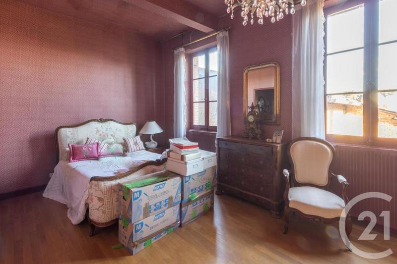 Maison ancienne - 257 m² - 7 pièces