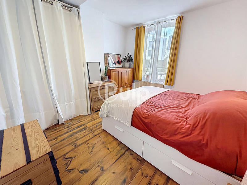 Maison - 80 m² - 5 pièces