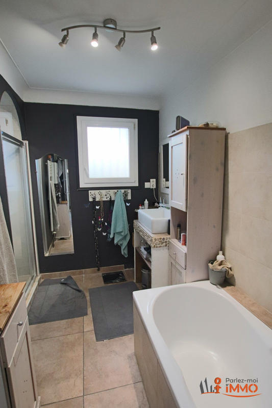 Maison - 171 m² - 8 pièces