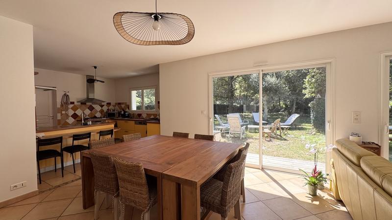 Maison contemporaine - 140 m² - 5 pièces