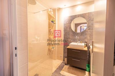 Appartement - 85 m² - 3 pièces