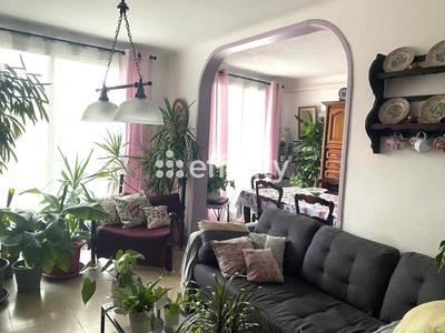 Appartement - 72 m² - 3 pièces