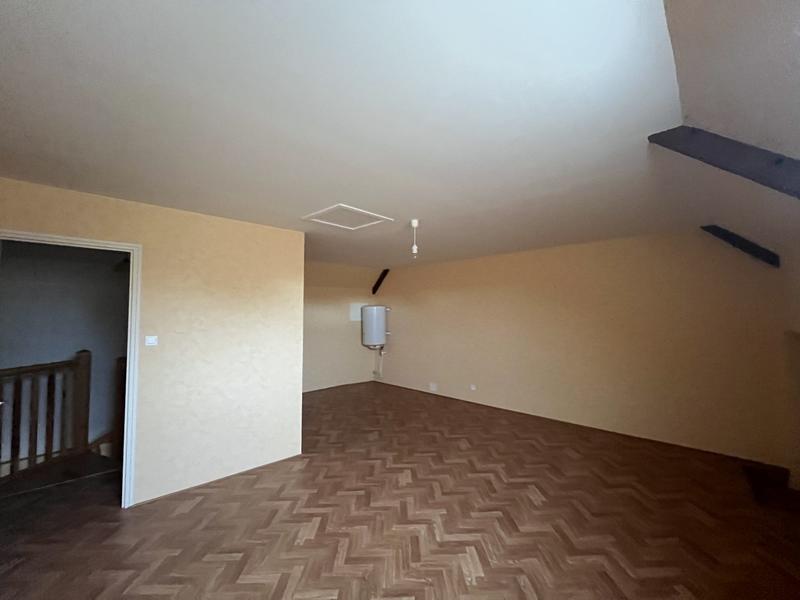 Maison ancienne - 82 m² - 3 pièces