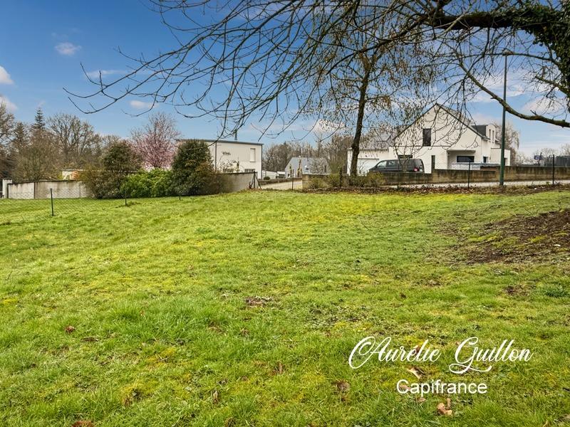 Terrain constructible - 690 m²