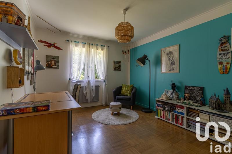 Maison - 180 m² - 6 pièces