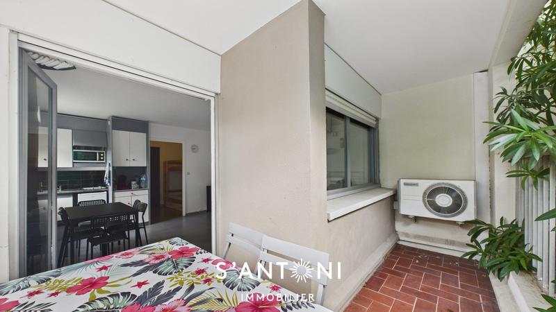 Studio - 25 m² - 1 pièce