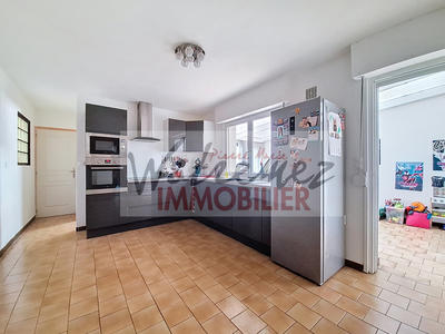 Maison - 90 m² - 4 pièces