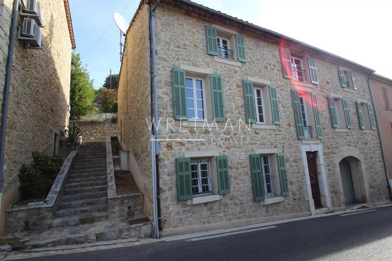 Maison de village - 230 m² - 7 pièces