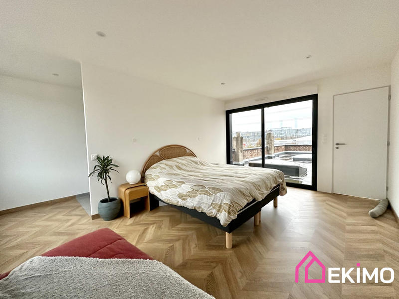 Maison - 180 m² - 6 pièces