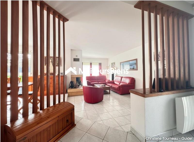 Maison - 130 m² - 6 pièces