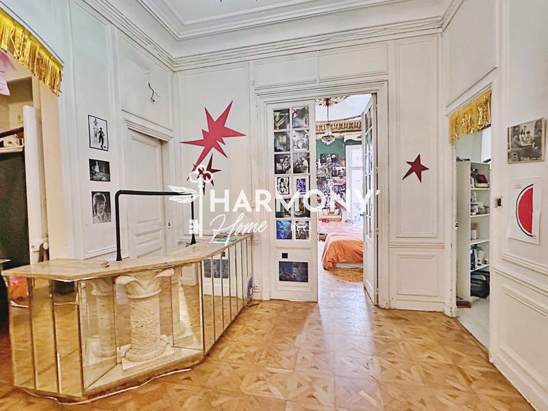 Appartement - 138 m² - 5 pièces