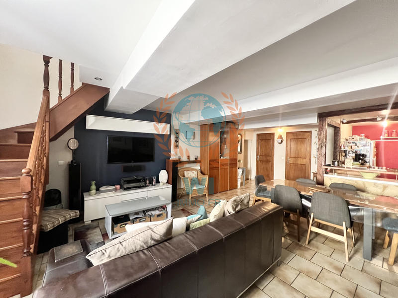 Appartement - 108 m² - 5 pièces