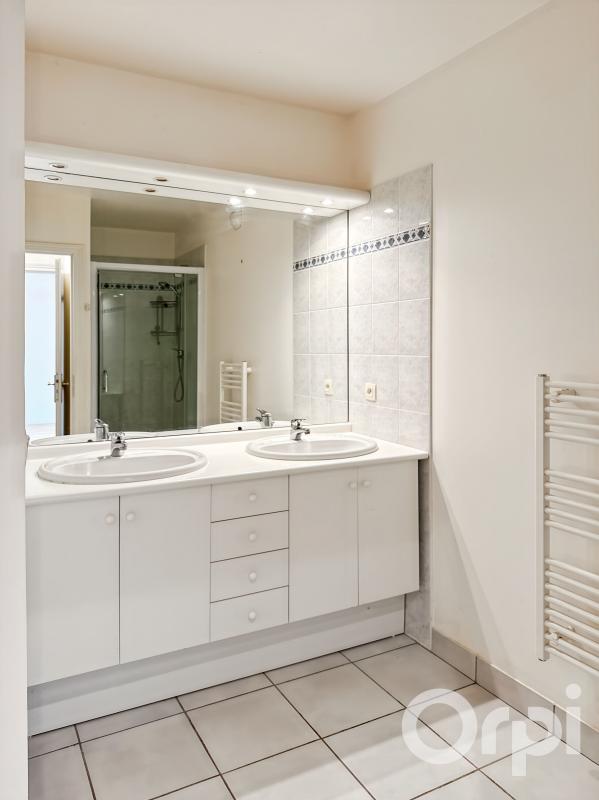 Appartement - 77 m² - 3 pièces