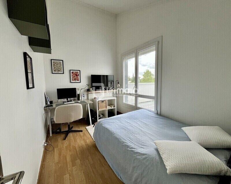 Duplex - 101 m² - 5 pièces