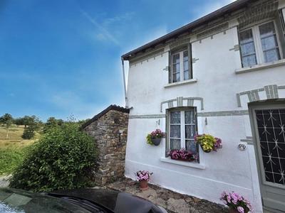 Maison - 160 m² - 8 pièces