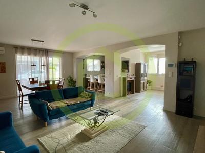 Maison - 173 m² - 8 pièces