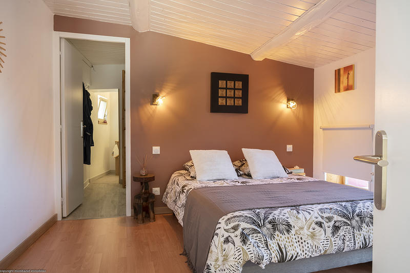 Maison en pierre - 140 m² - 5 pièces