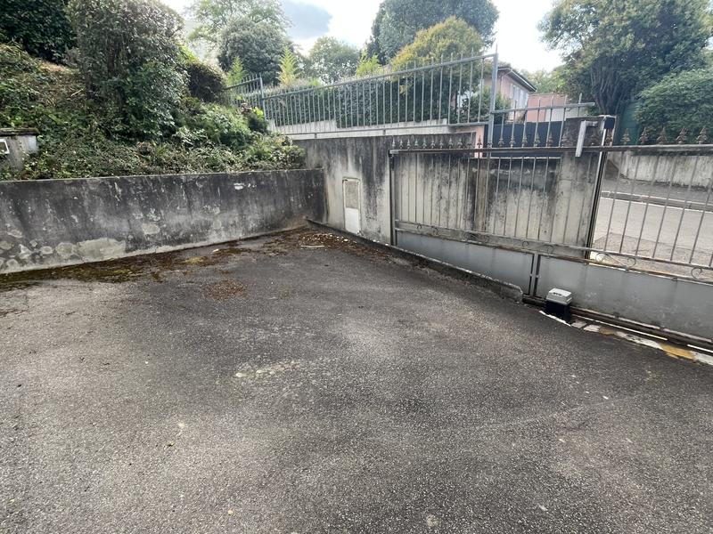 Parking / Garage - 10 m²