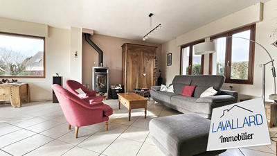 Maison - 178 m² - 8 pièces