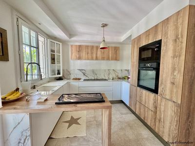 Appartement - 134 m² - 4 pièces