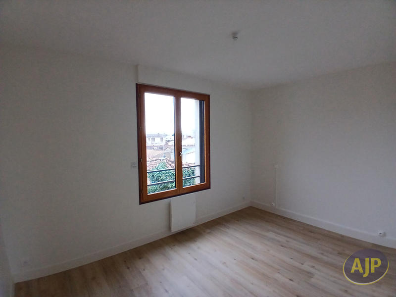 Appartement - 81 m² - 3 pièces