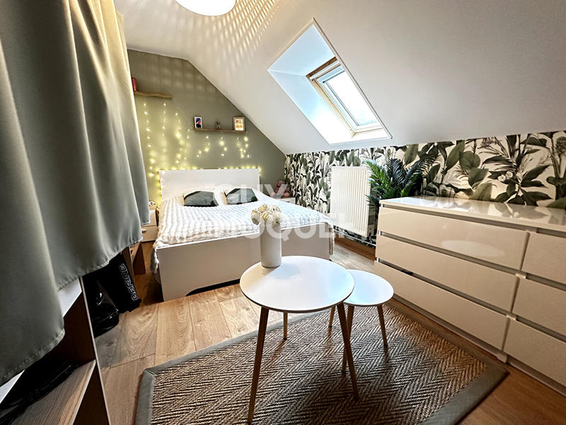 Maison - 146 m² - 9 pièces