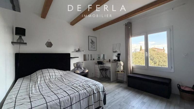 Maison - 196 m² - 7 pièces