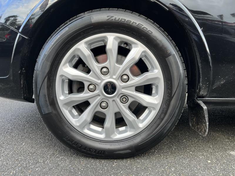 Ford custom Tourneo 2.0 TDCi 130 Ch Titanium Option Tpmr *Tva récupérable