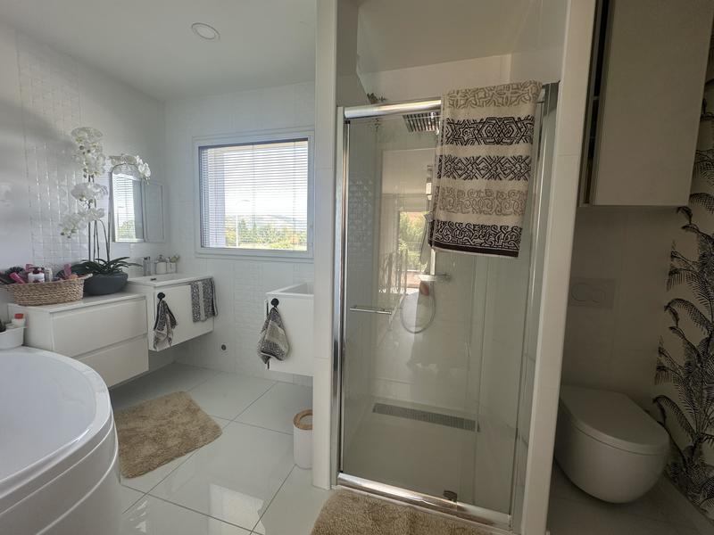 Maison - 206 m² - 7 pièces